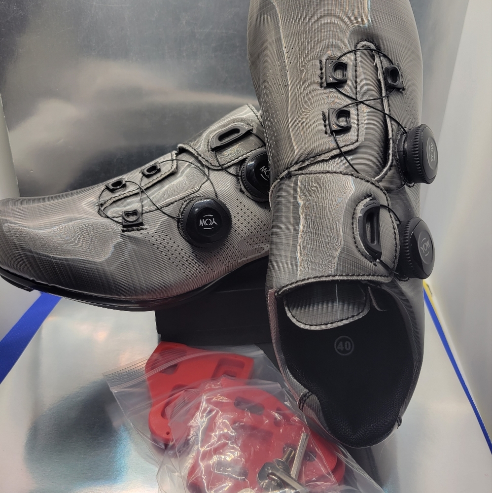 NEW, SCURTAIN UNISEX CYCLING S REMOVABLE CLEAT LOCK PEDAL Sz US 7,  (40) Mens